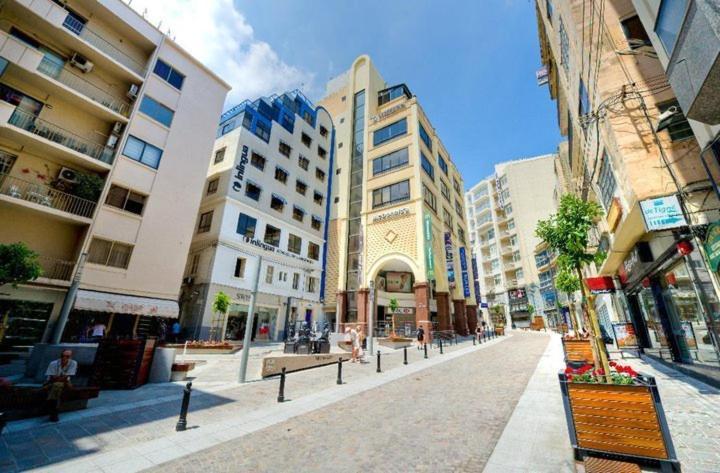 Modern Family Holiday Retreat In Gzira Sliema Exterior photo